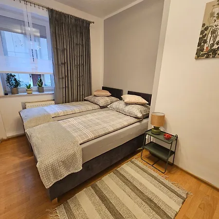 Mieszkanie Czestochowska 9 *