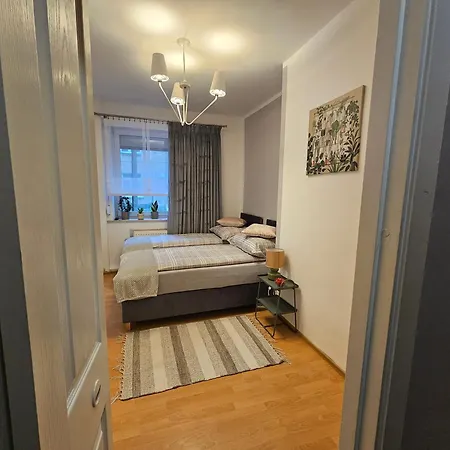 Apartmán Mieszkanie Czestochowska 9 *